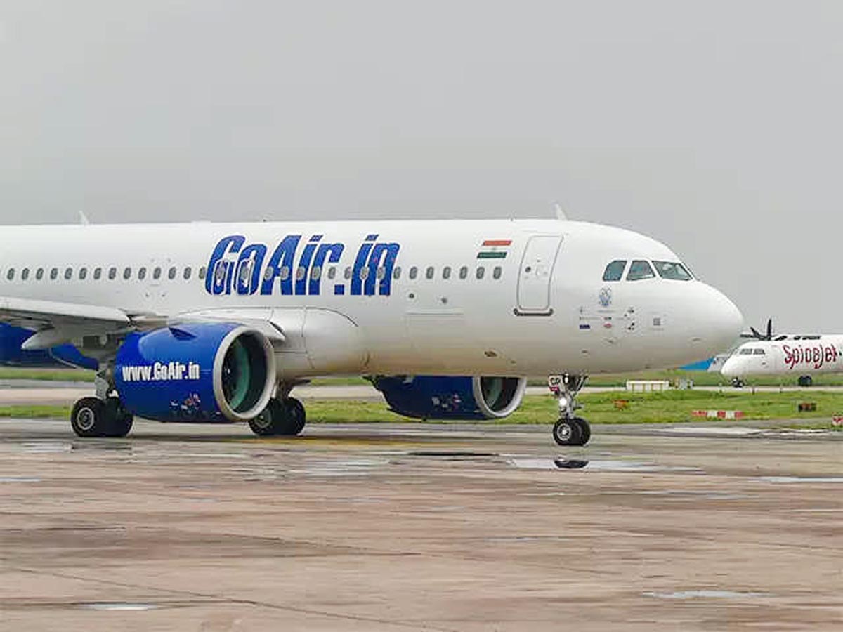 50 Go Air passengers land without luggage - Daily Excelsior