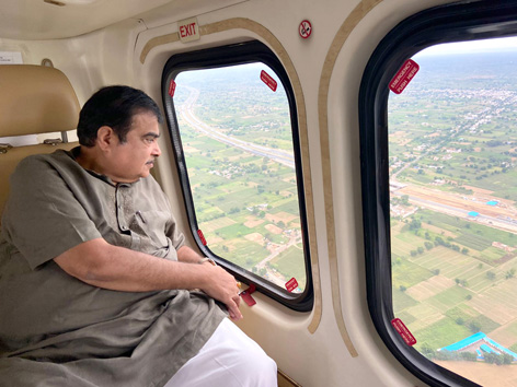 Gadkari reviews progress of Delhi-Mumbai Expressway - Daily Excelsior