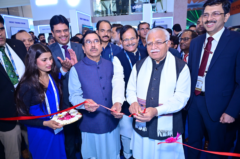 Union Minister inaugurates NHPC Pavilion at Bharat Electricity Summit ...